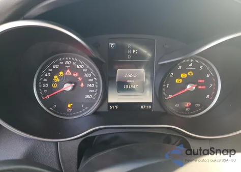 2017 Mercedes-Benz C 300 4Matic из США, поврежденный, VIN 55SWF4KB5HU201046